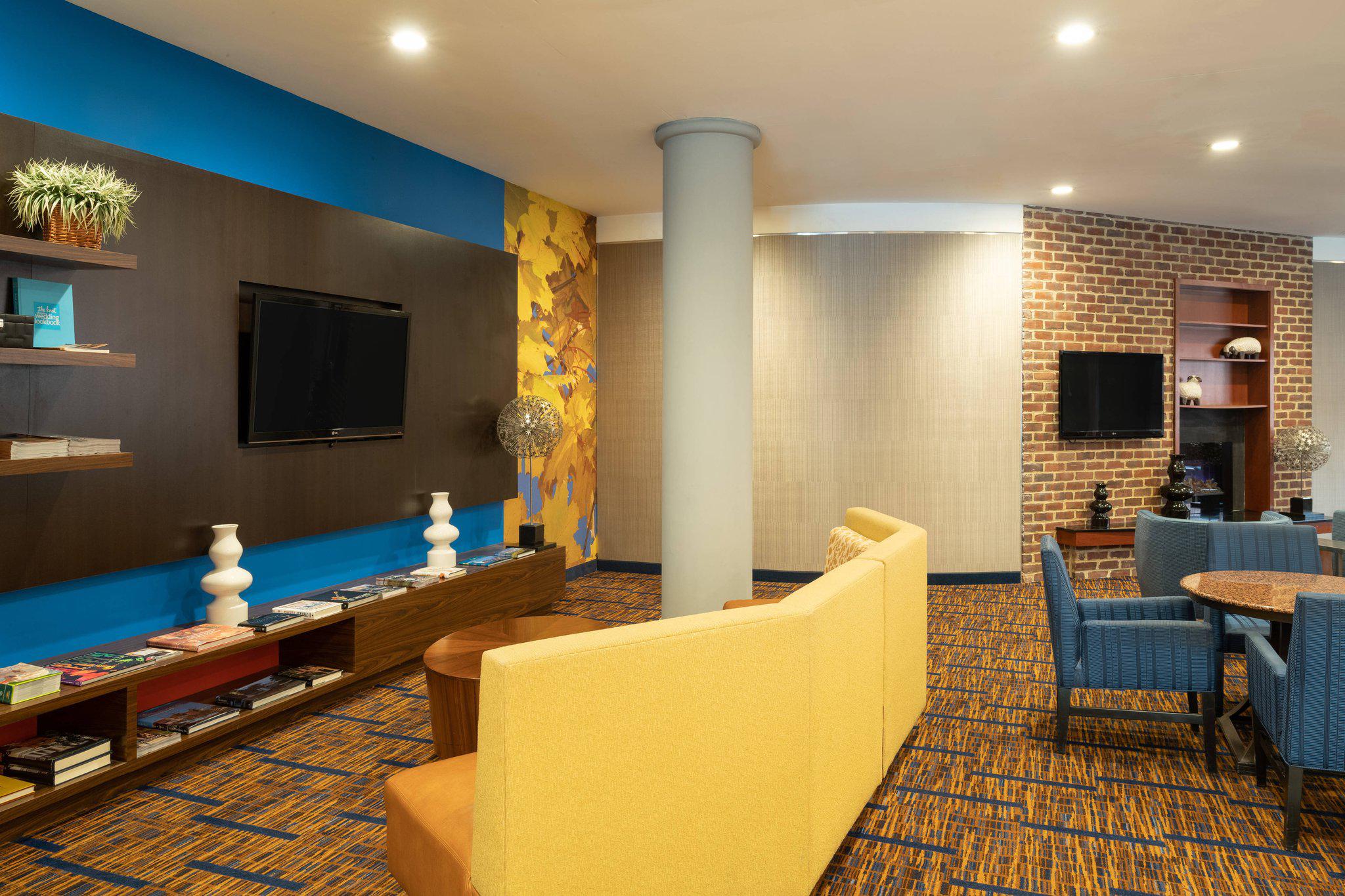 Courtyard by Marriott Newark-University of Delaware Photo