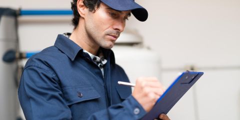 3 Considerations When Choosing Between HVAC Replacement & Repairs