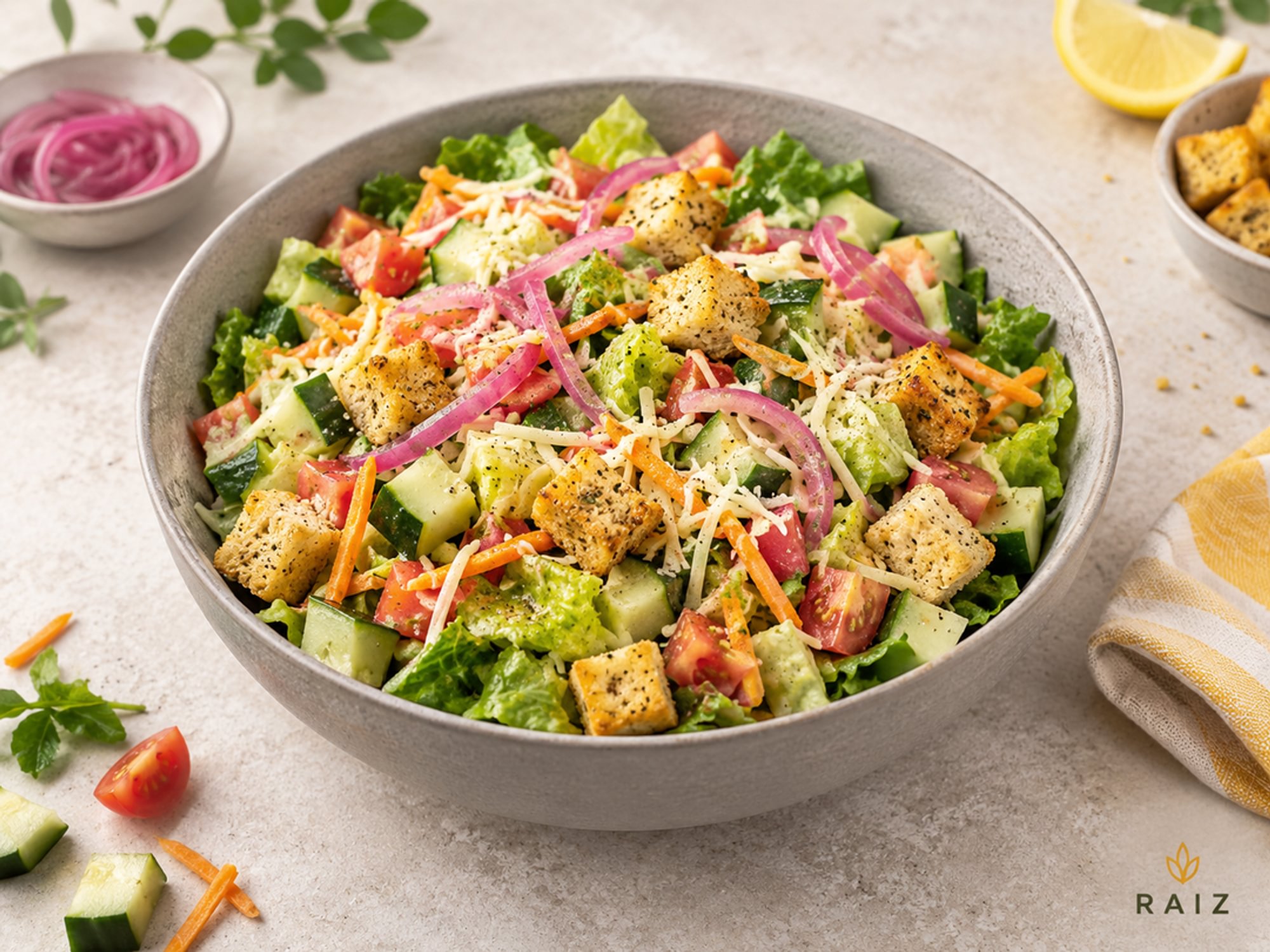 Raiz Chopped salad