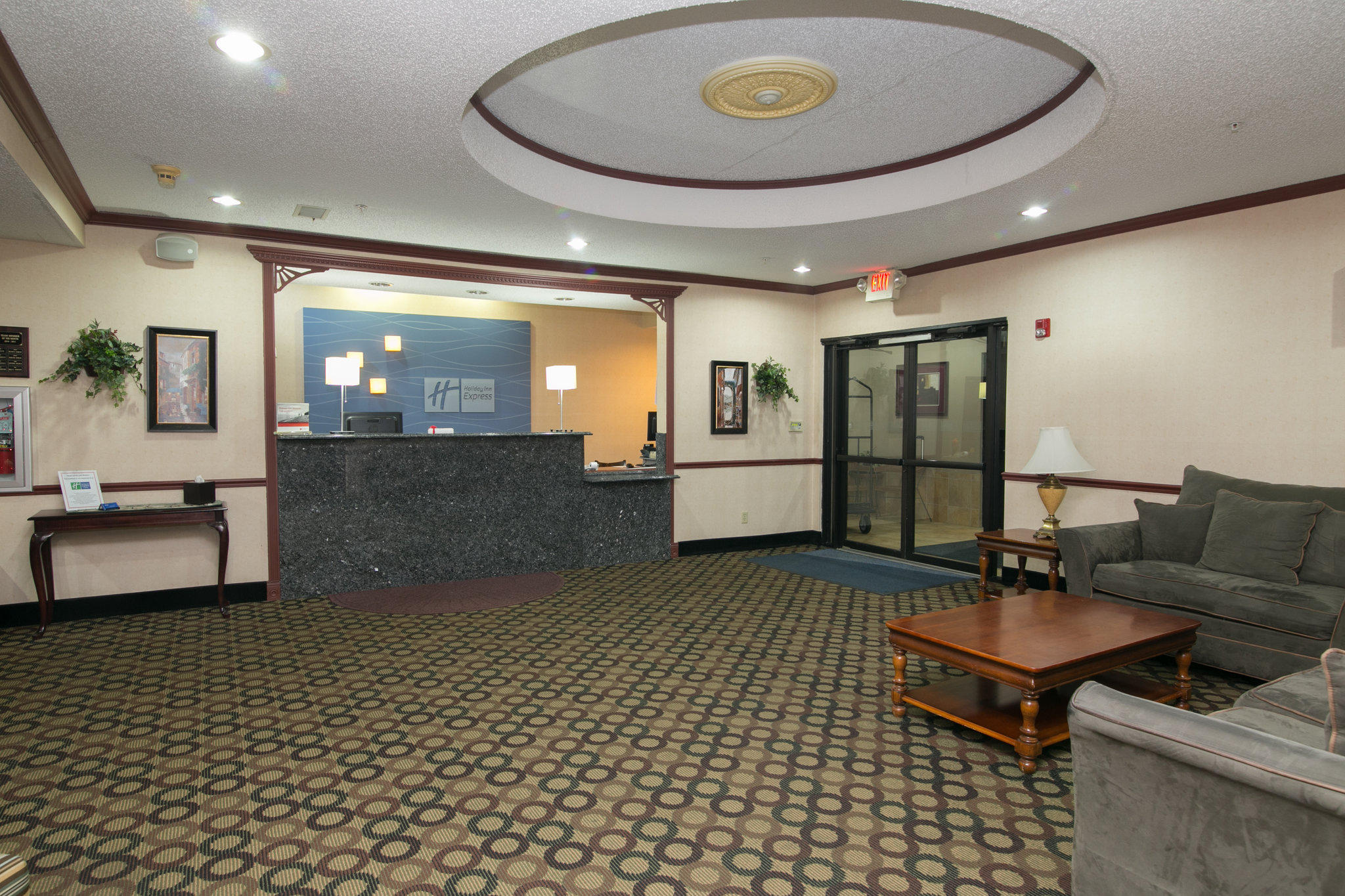 Holiday Inn Express & Suites Sycamore Photo