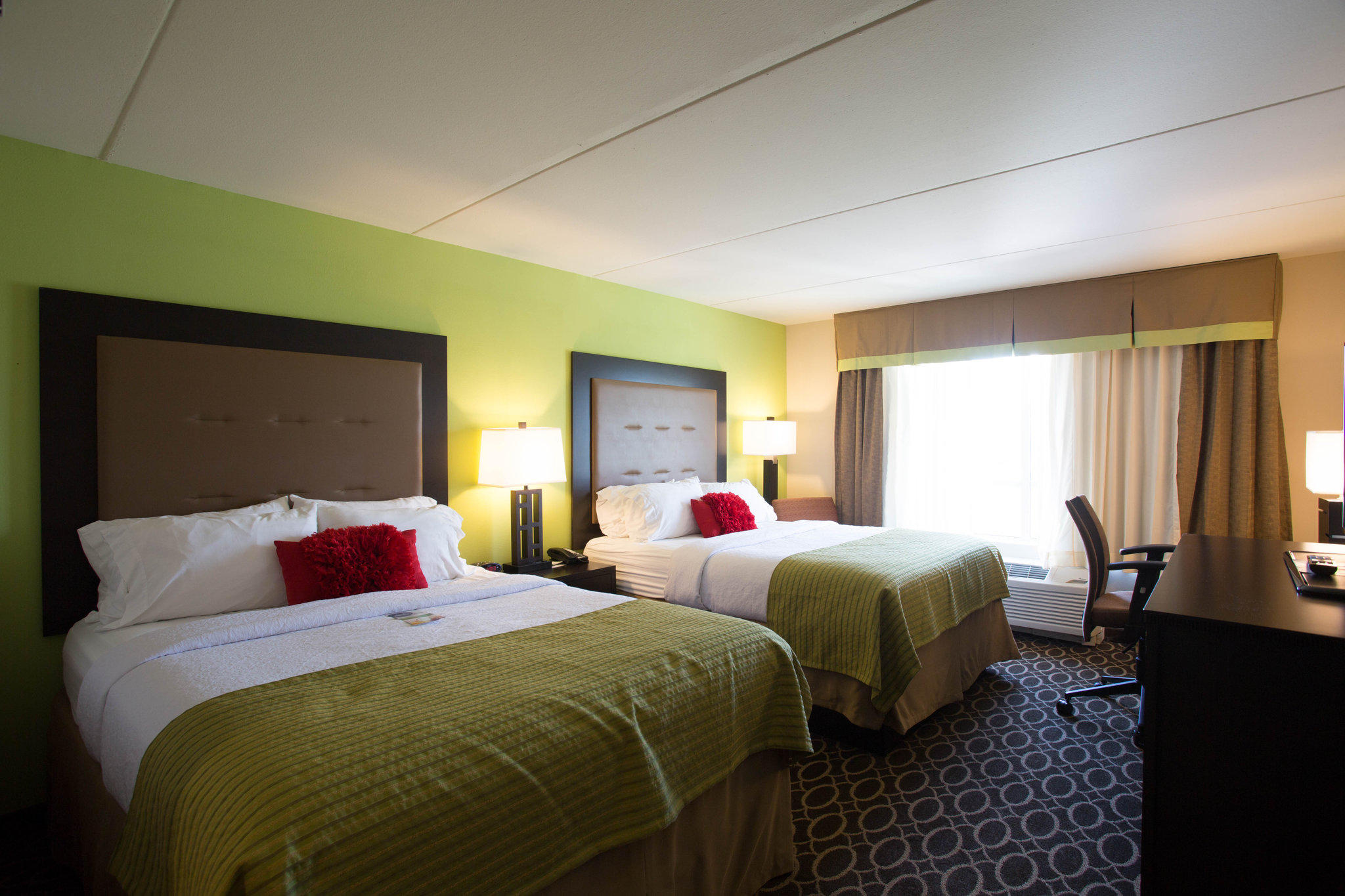 Holiday Inn Murfreesboro Photo