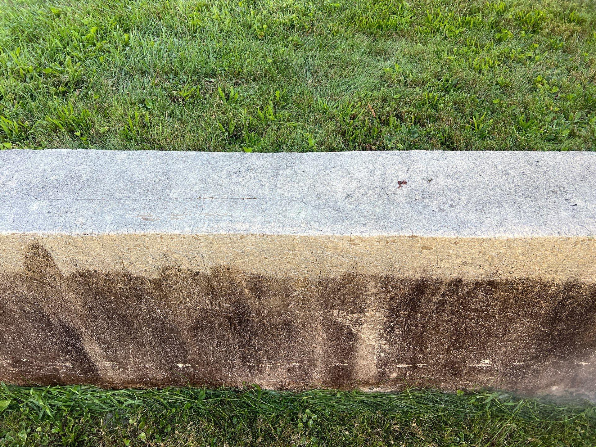 SUDS Power Washing Image