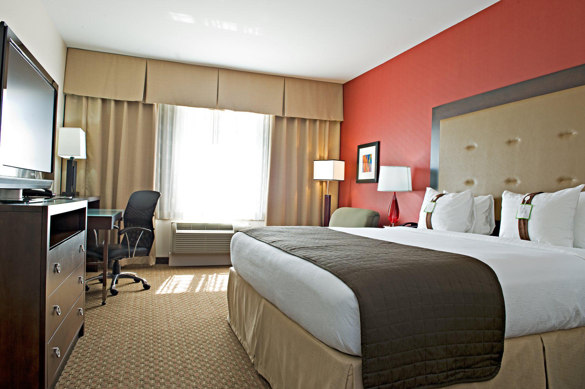 Holiday Inn Dallas-Fort Worth Airport S Photo