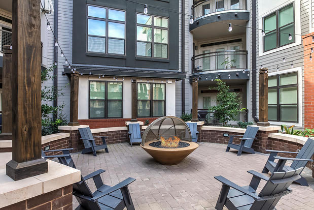 Images Camden Gallery Apartments