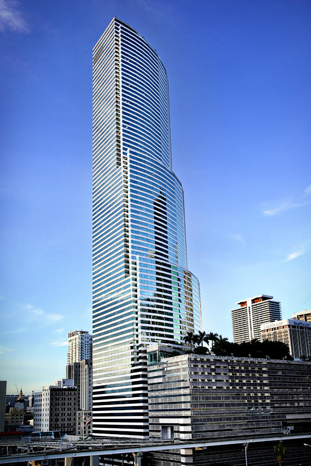 Miami Tower Premier Business Centers