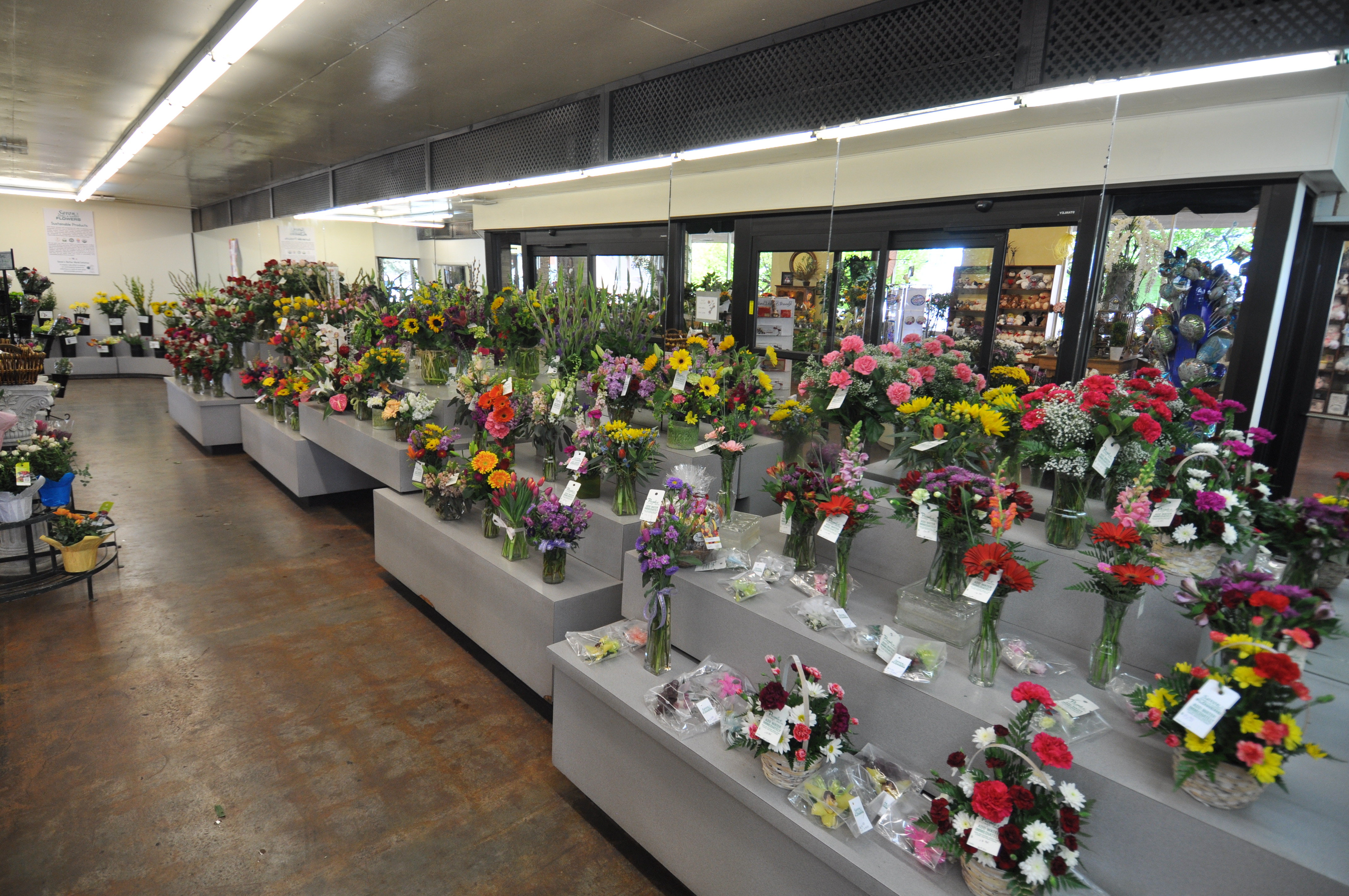Peoples Flower Shops Main Location Photo