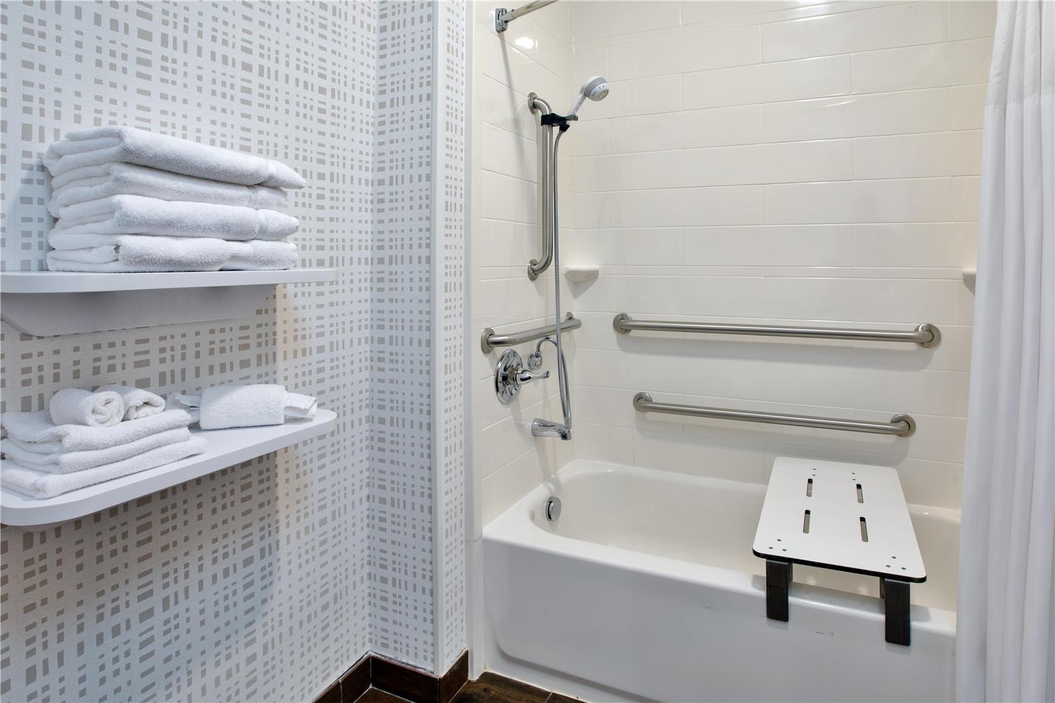 Hampton Inn Detroit/Belleville-Airport Area Image