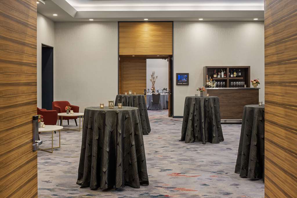 The Lofton Hotel Minneapolis, Tapestry Collection by Hilton Image