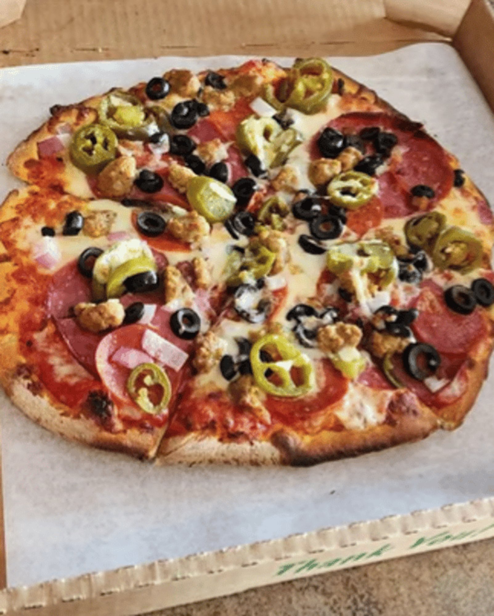 O Medium Crazy Mountain Pizza