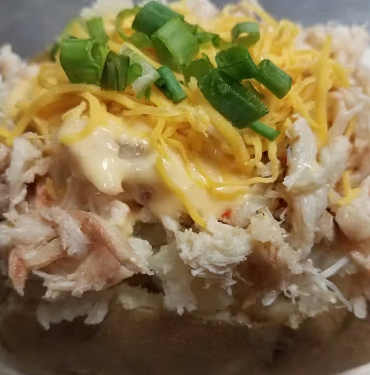 6 Whole Crab