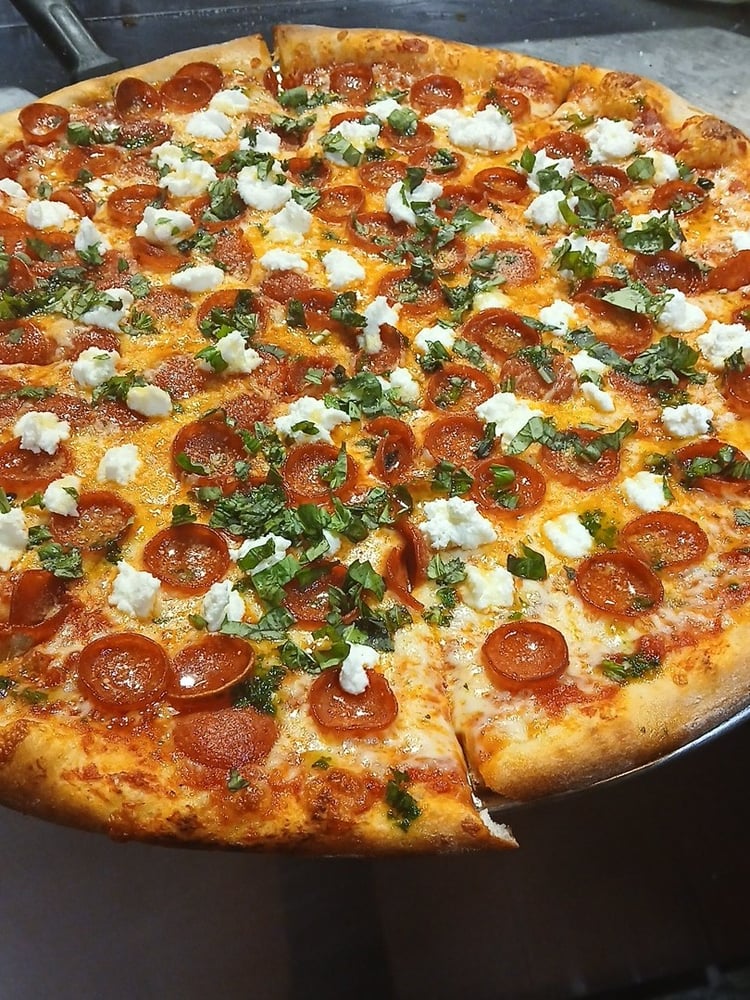 Honey Pesto Roni w Ricotta Pizza