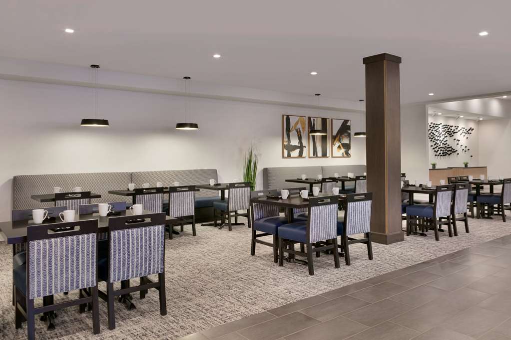 DoubleTree by Hilton Canton Downtown Image