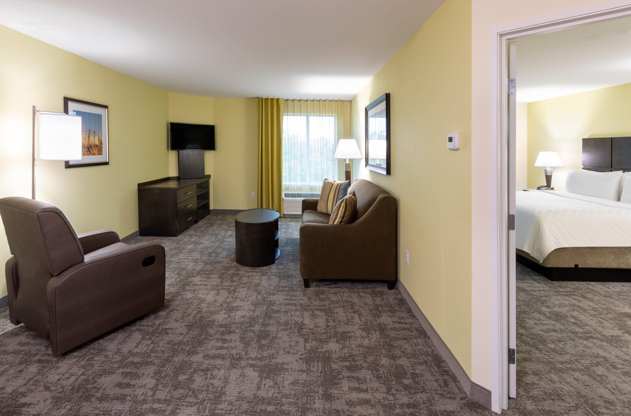 Candlewood Suites Rochester Mayo Clinic Area Photo