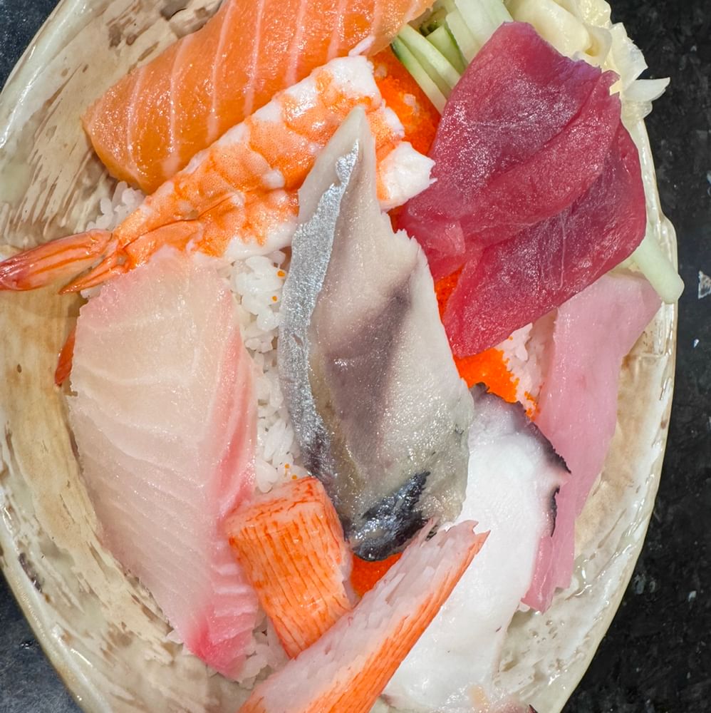 Chirashi Sushi (Lunch)