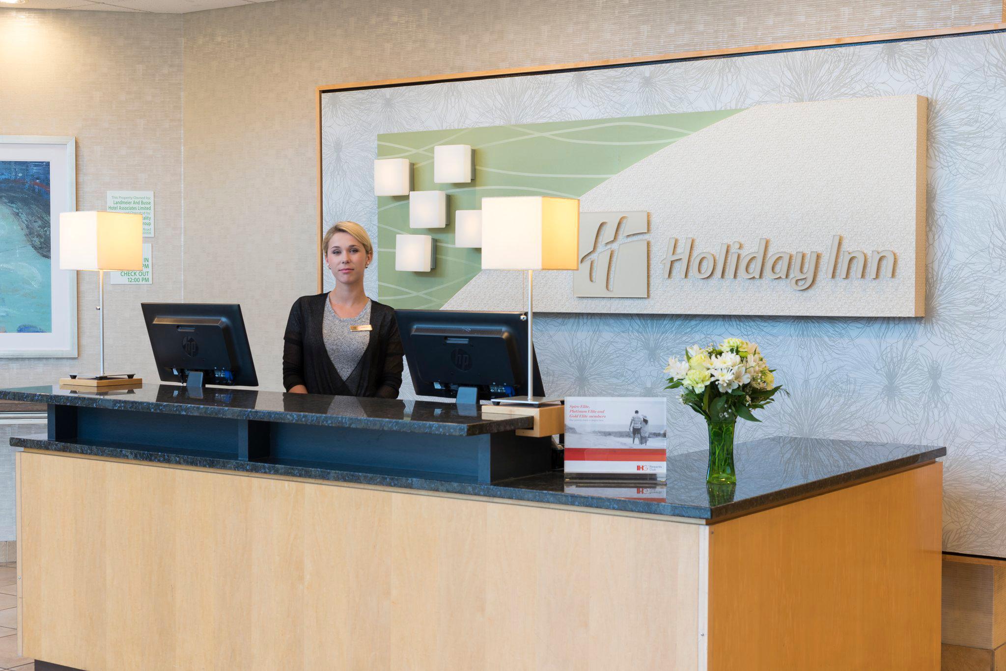 Holiday Inn Chicago-Elk Grove Photo