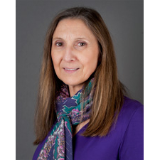Esperanza Naves-Ruiz, MD