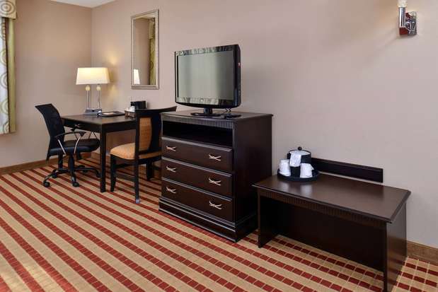 Images Hampton Inn Clarion