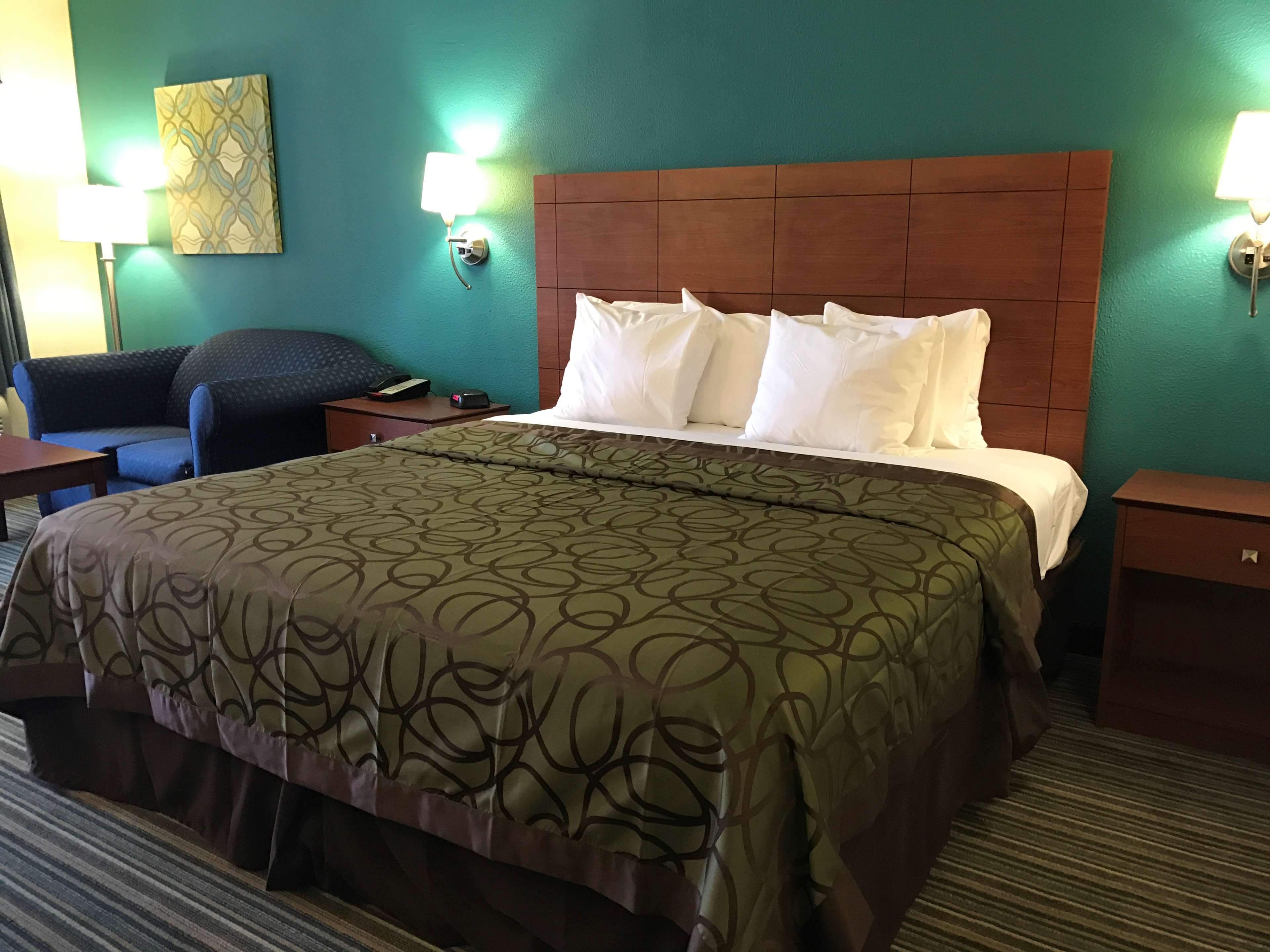 Best Western Tallahassee-Downtown Inn & Suites Photo