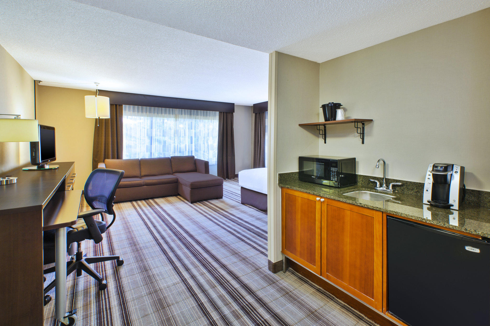 Holiday Inn Gaithersburg Photo