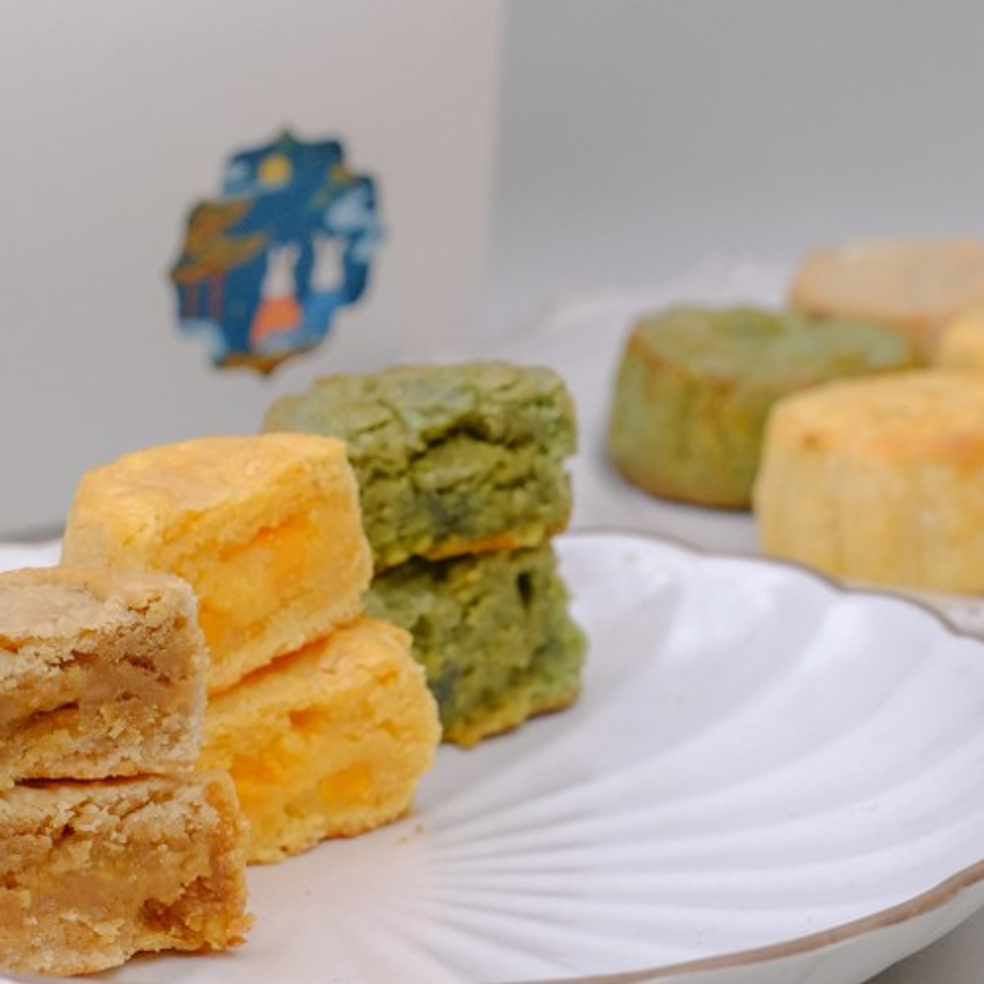 Matcha Lava Mooncake抹茶奶黄流心月饼