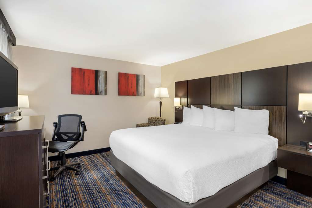 Best Western Plus Fairfield Hotel