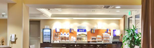 Images Holiday Inn Express & Suites Banning