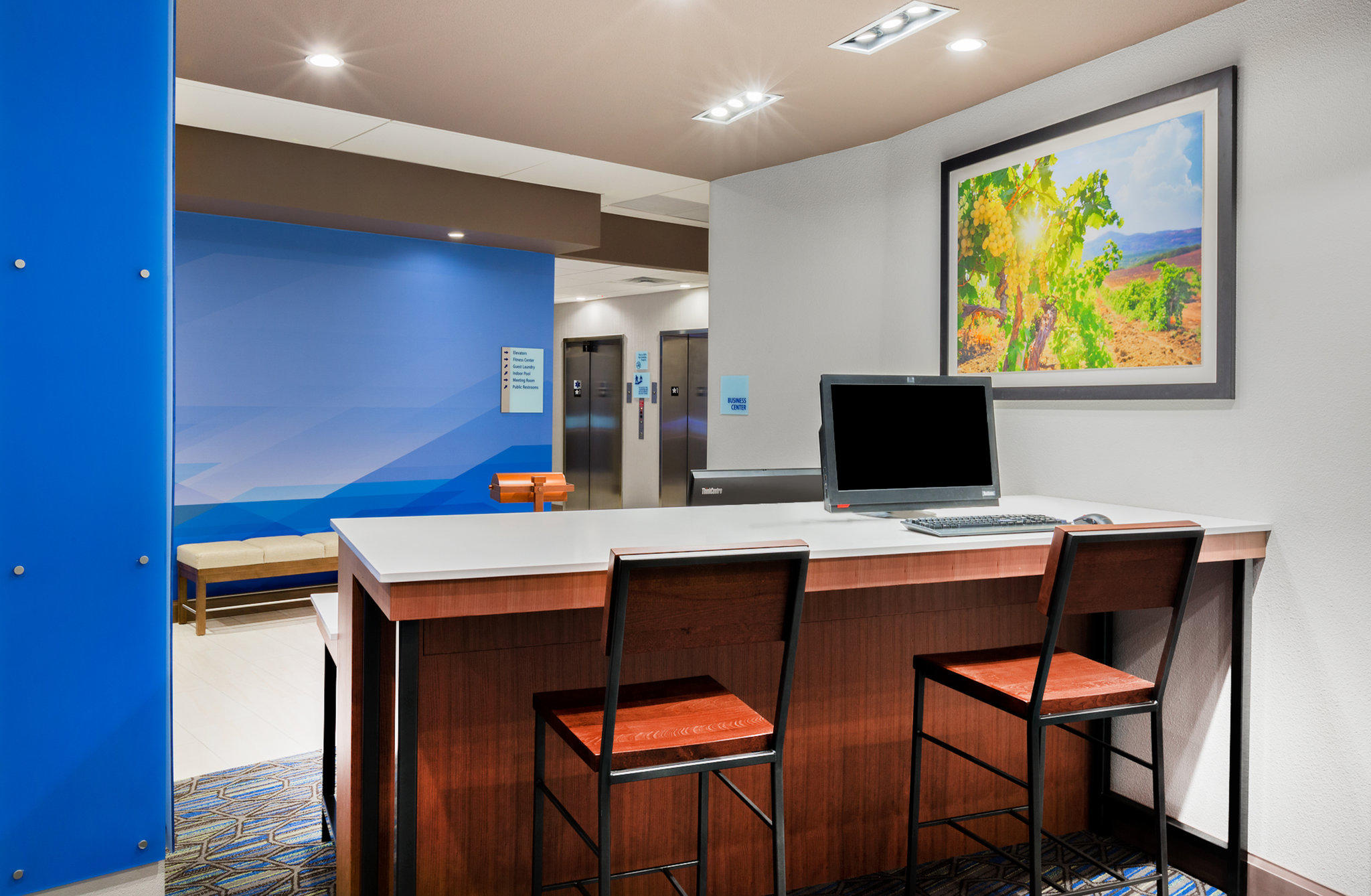 Holiday Inn Express & Suites Prosser - Yakima Valley Wine Photo