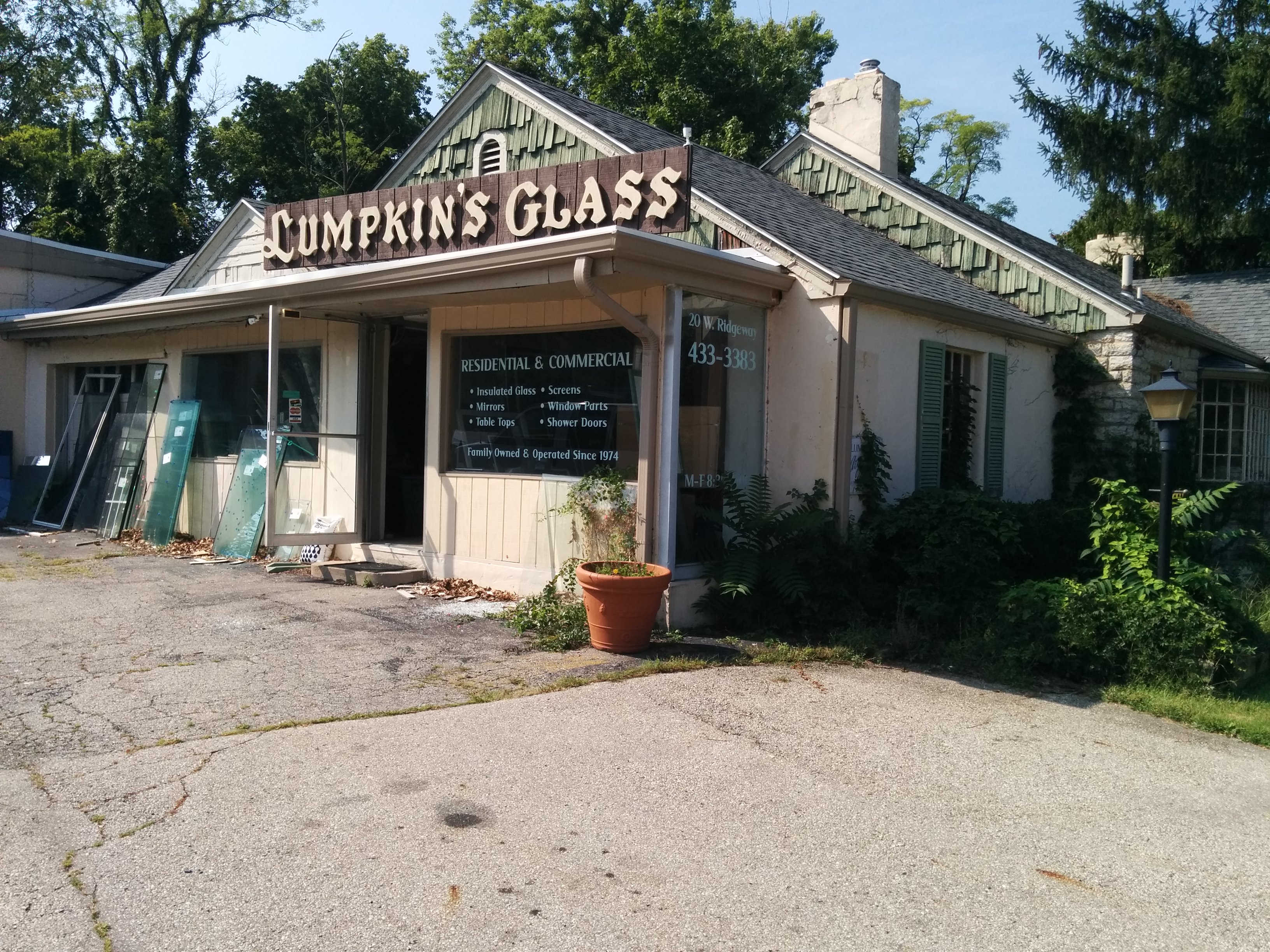 Lumpkin's Glass Service Photo