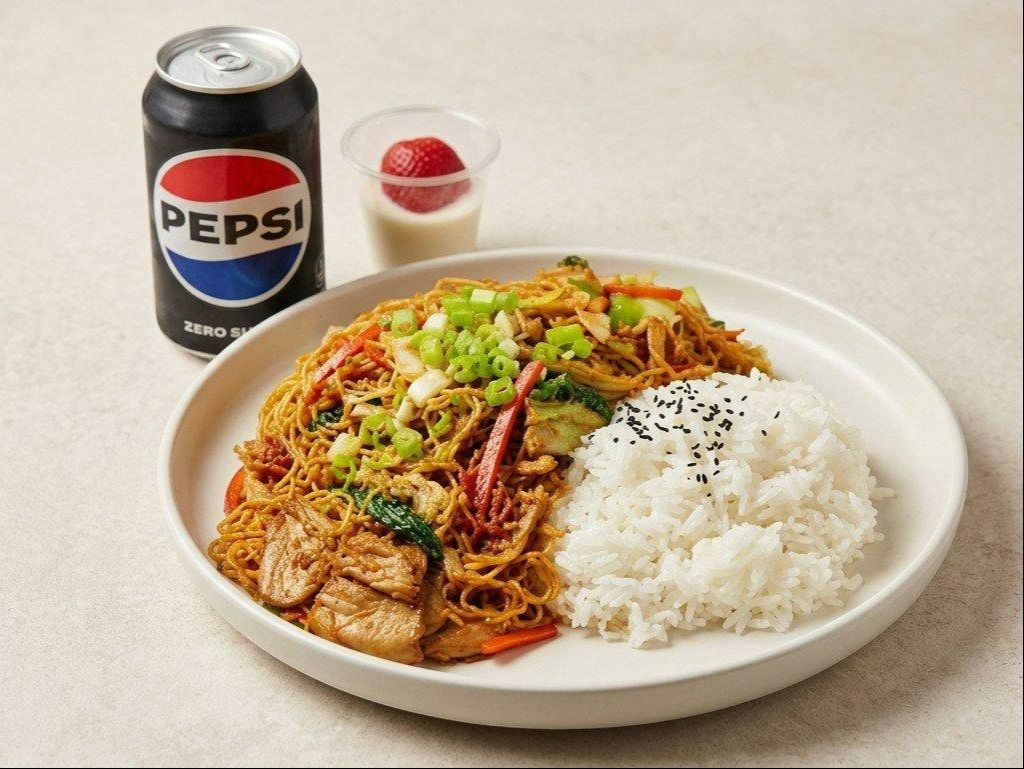 L - Pork Chow Mein
