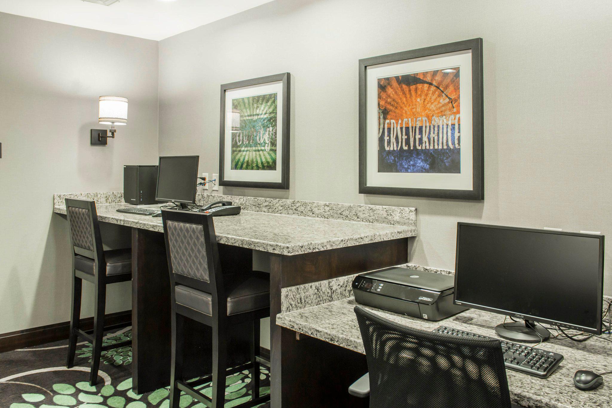 Staybridge Suites Jacksonville-Camp Lejeune Area Photo