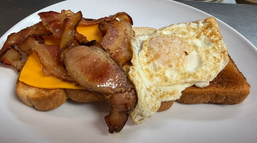 Breakfast Sandwich on Toast with Egg & Cheese