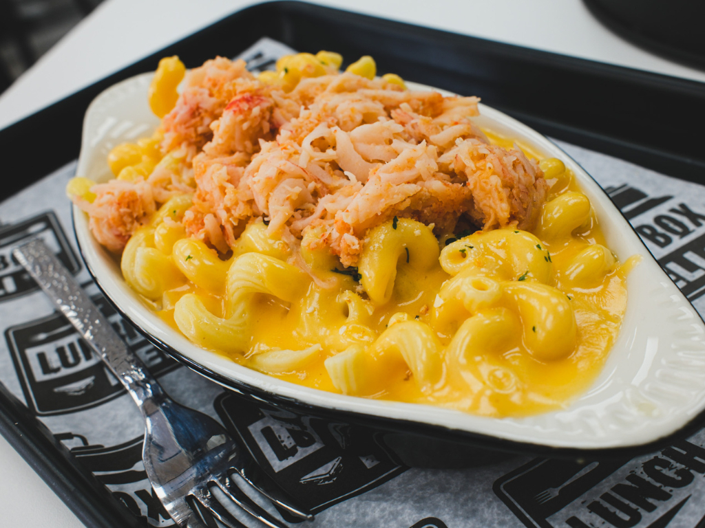 LOBSTER LOVERS' MAC N CHEESE