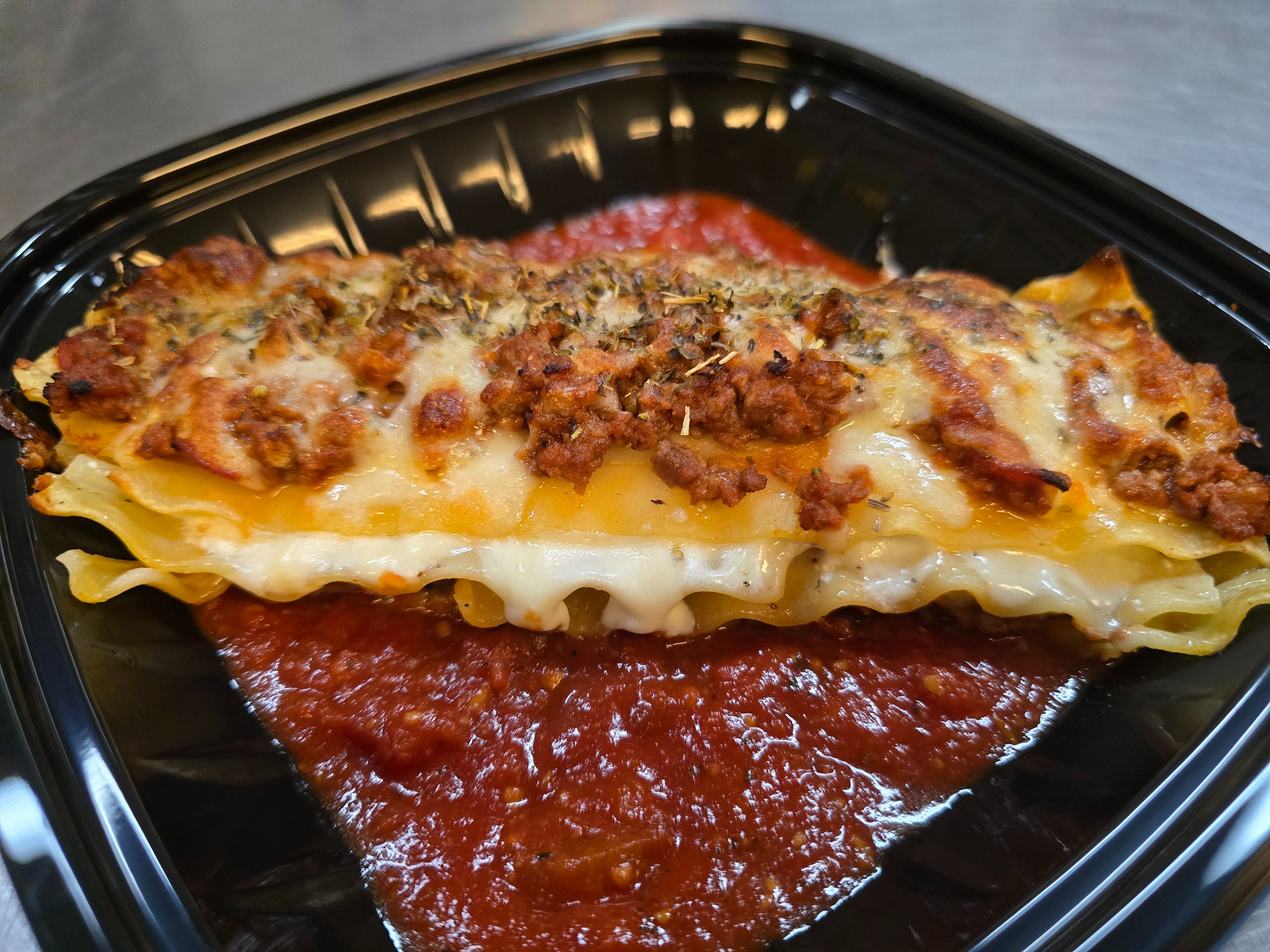 Lasagna with Ricotta Dinner Single