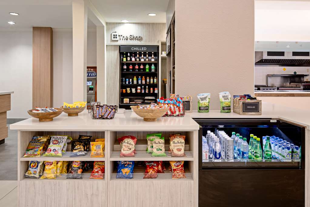 Hilton Garden Inn Roseville Image