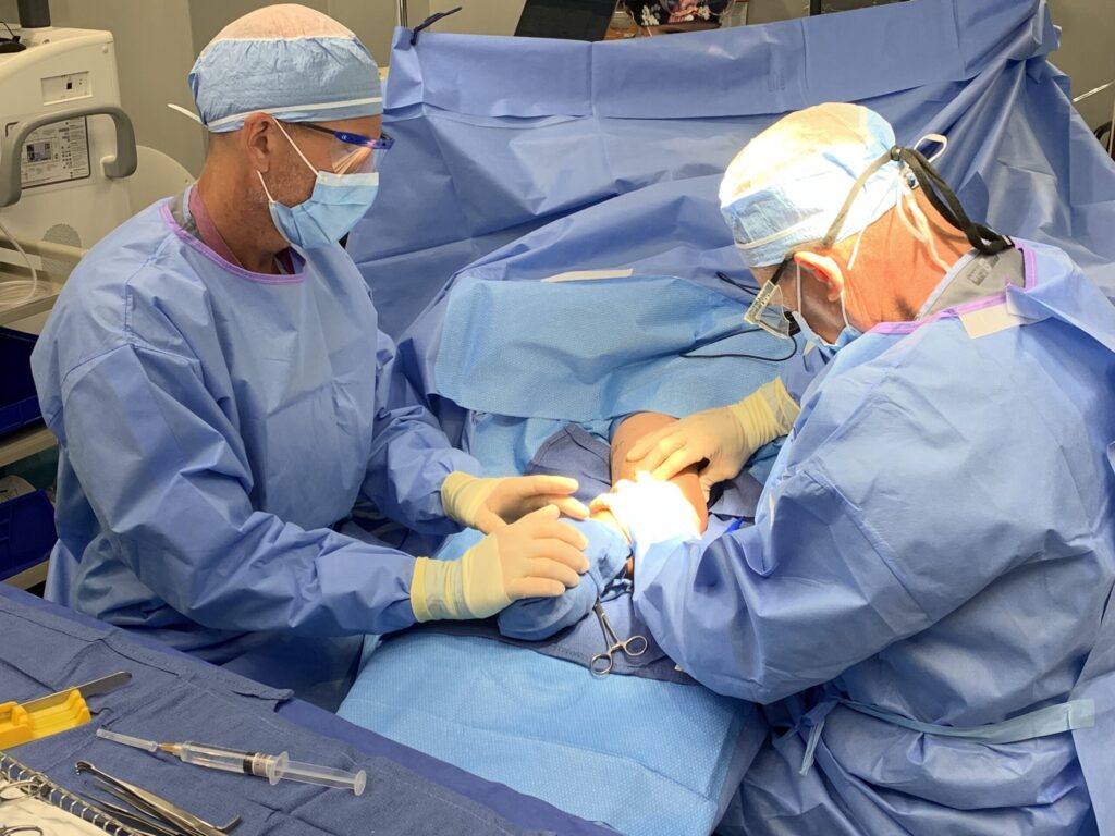 Surgery at Azura Vascular Care River City