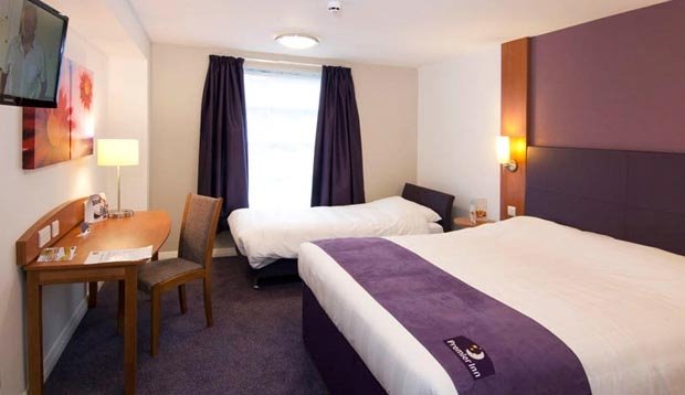 Images Premier Inn Barry Island Cardiff Airport