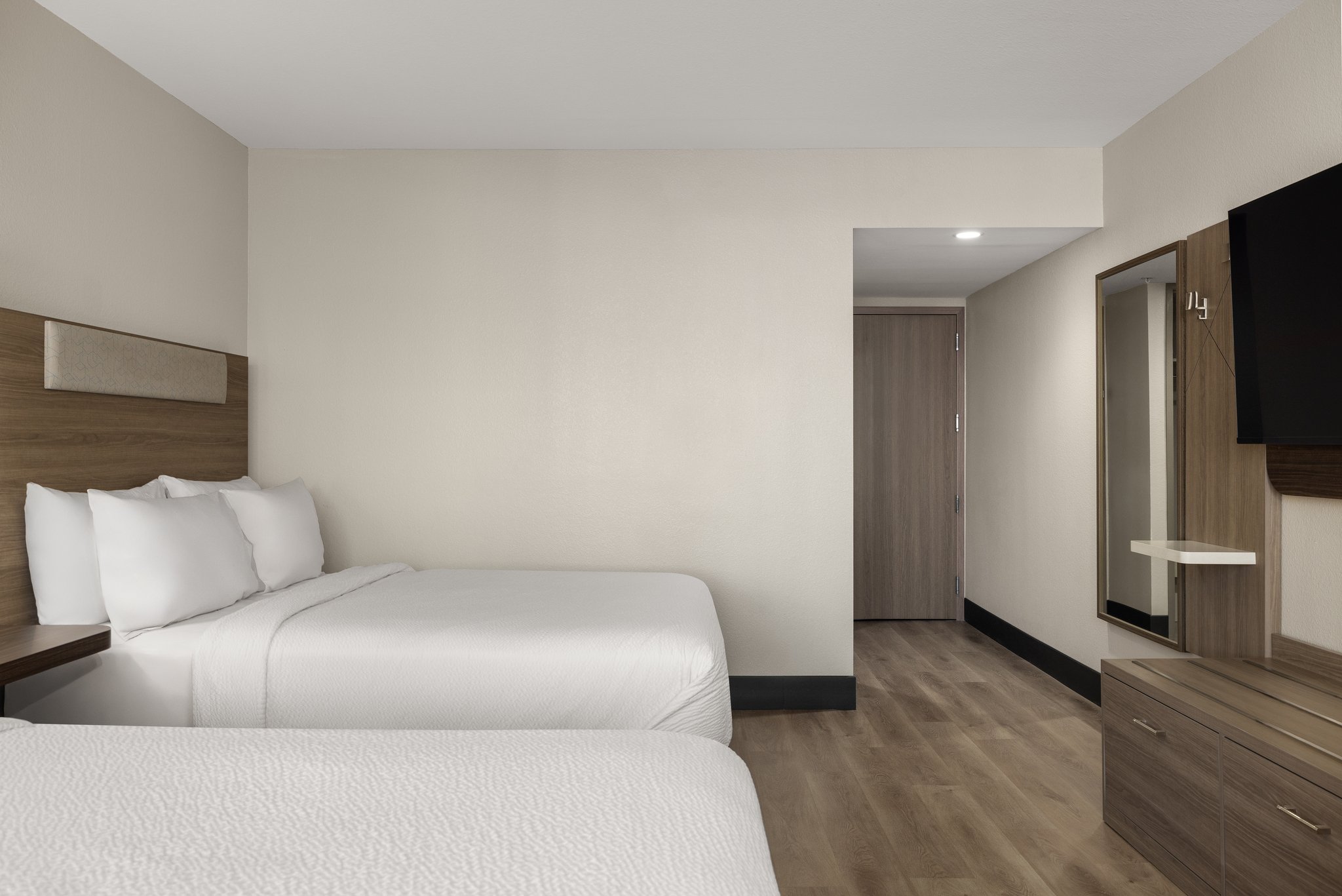 Holiday Inn Express & Suites Phoenix - Midtown by IHG Image