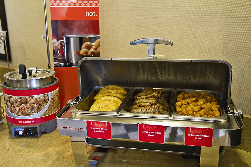 Hampton Inn Franklin Image