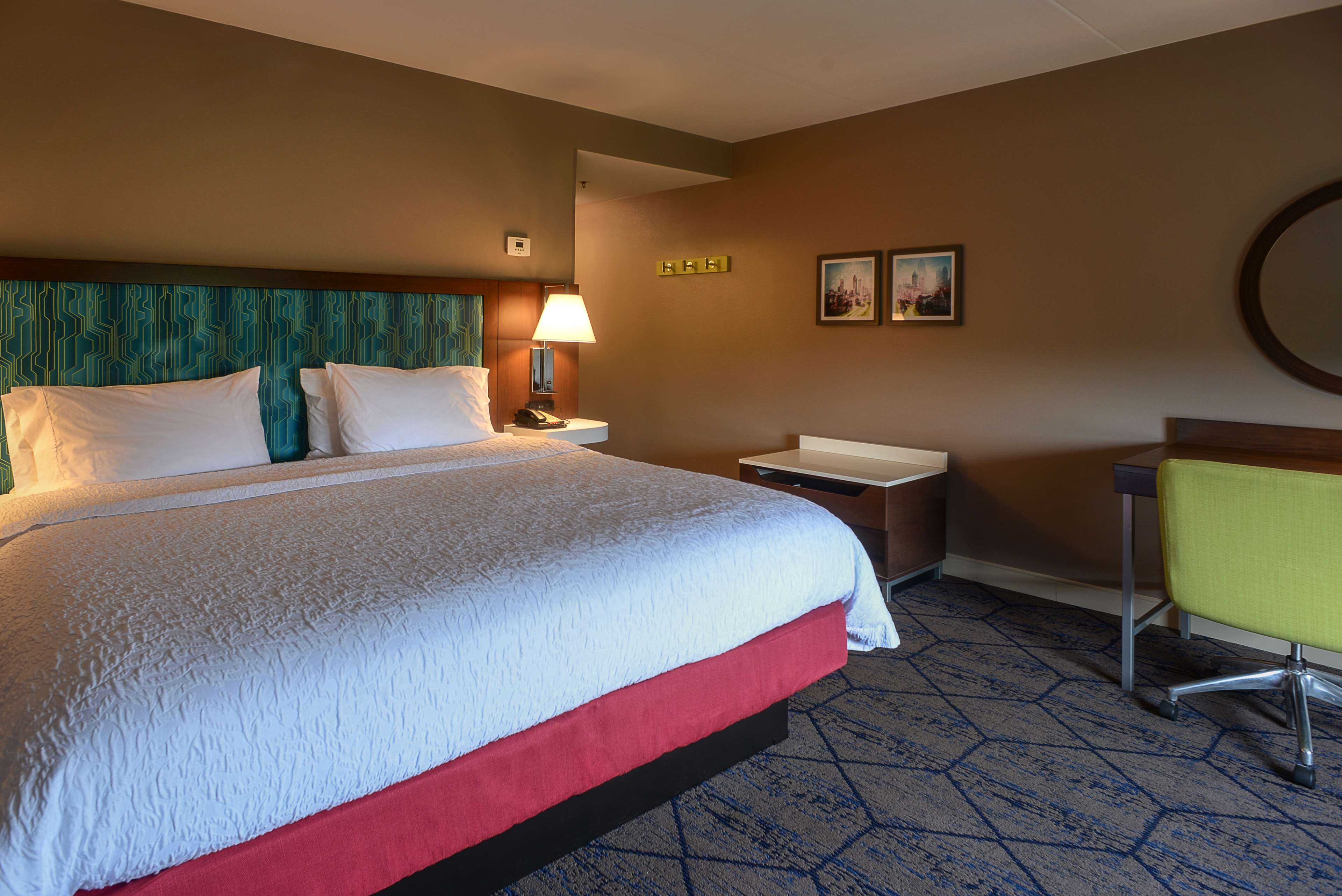 Hampton Inn & Suites ATL-Six Flags Photo