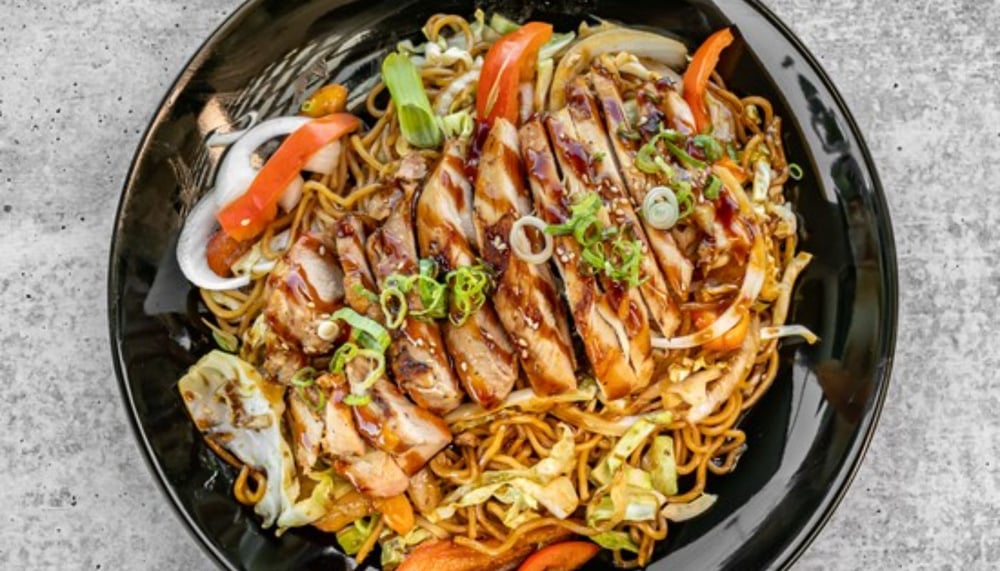 Yakisoba Noodles and Chicken