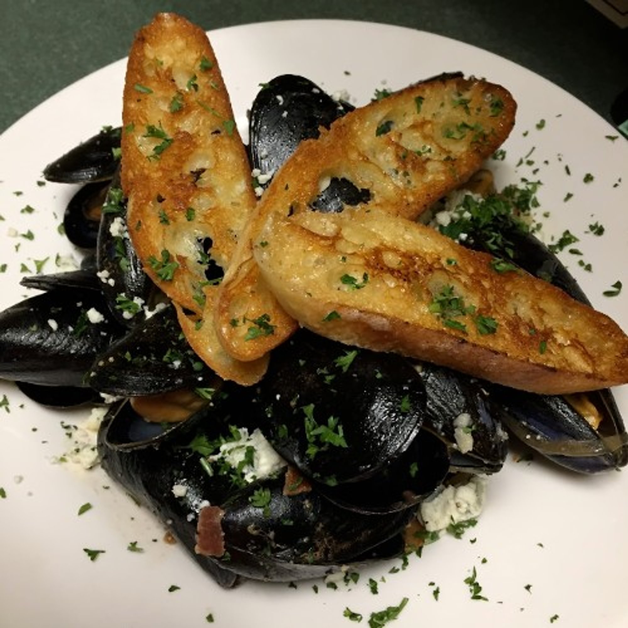 Steamed Mussels