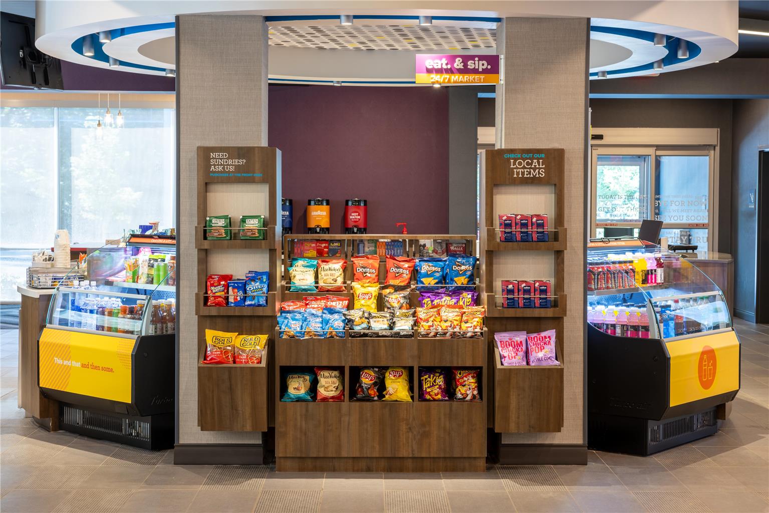 Tru by Hilton Commerce Image