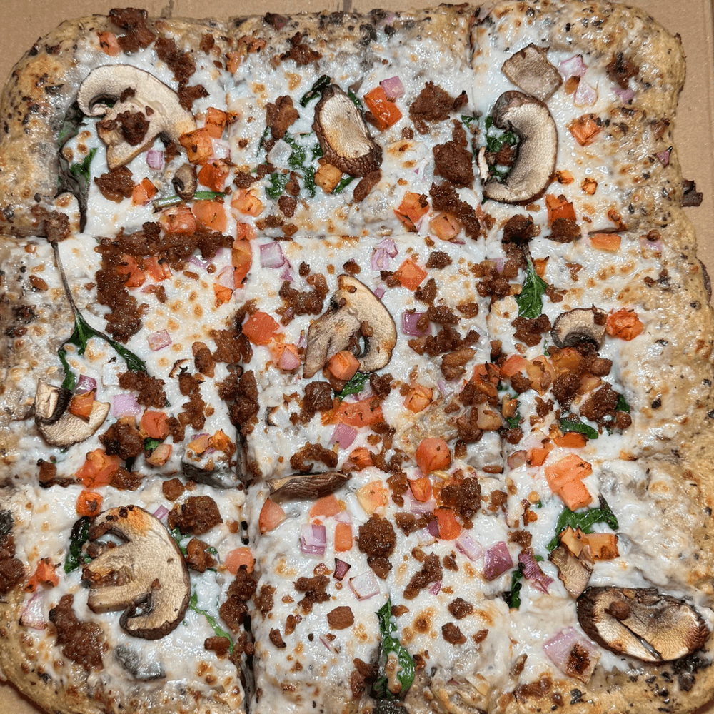Detroit Style Alfredo Pizza