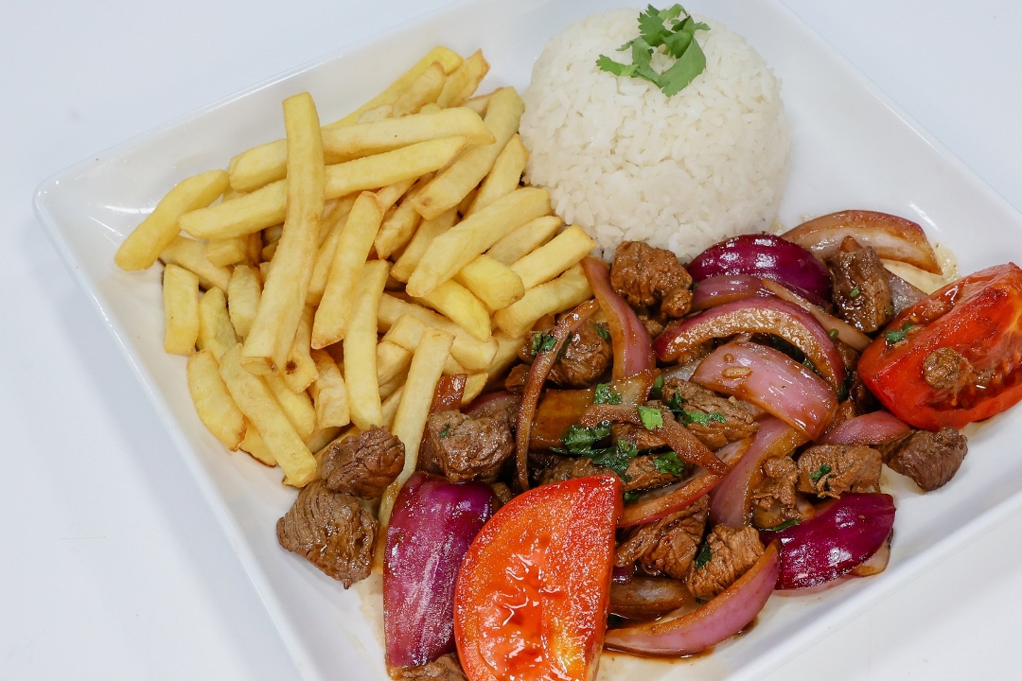 #4 Lomo Saltado