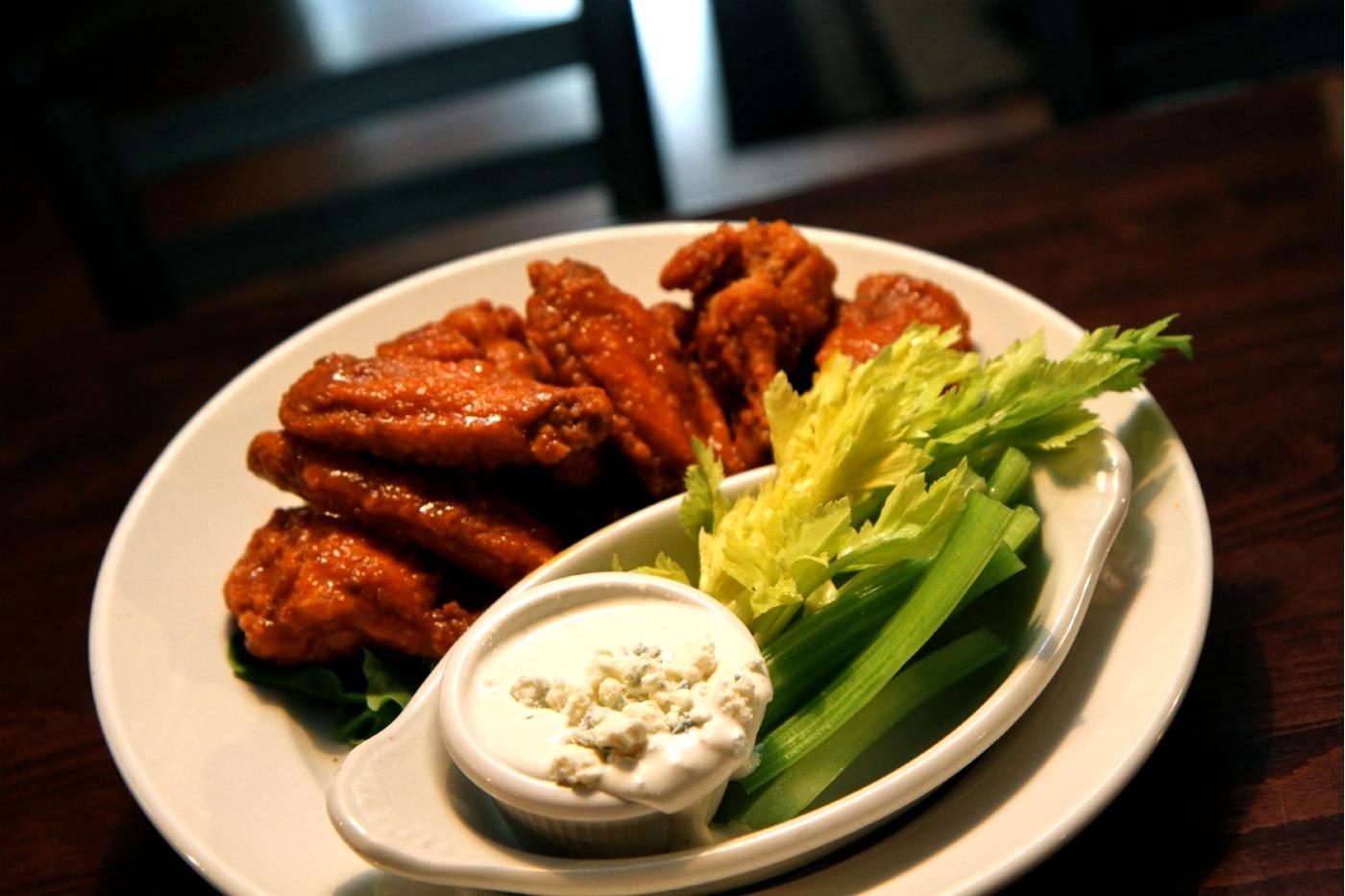 JUMBO WINGS