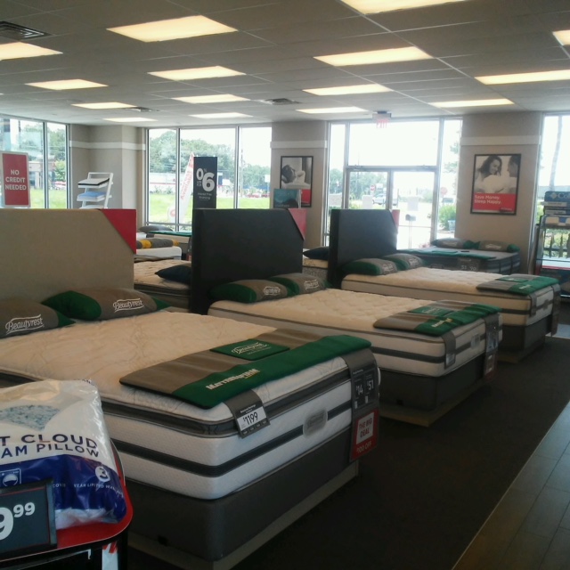 Mattress Firm Waycross Photo