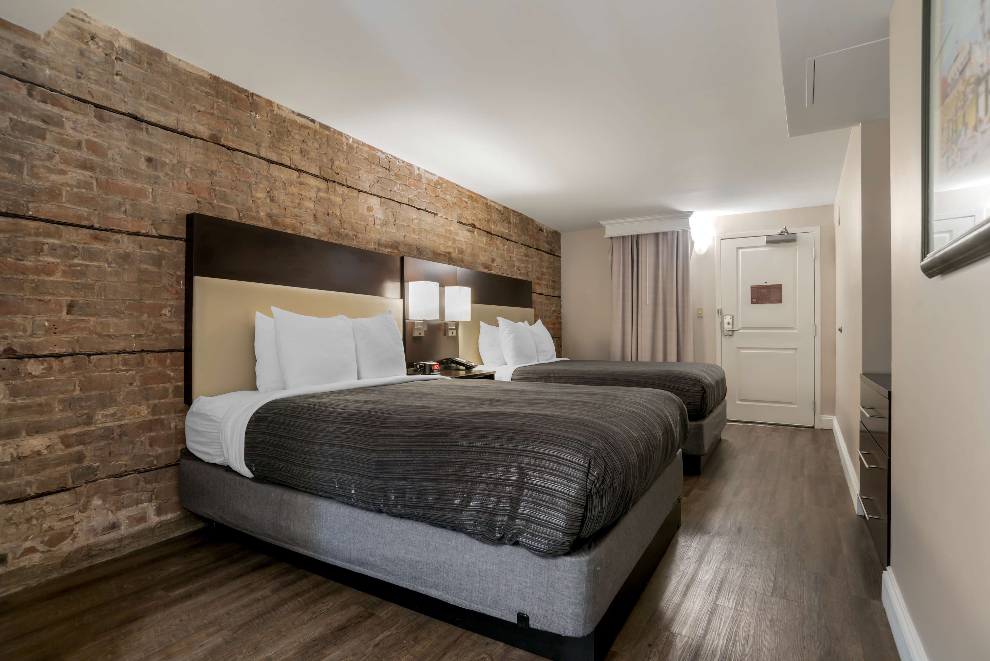 Double queen Suite