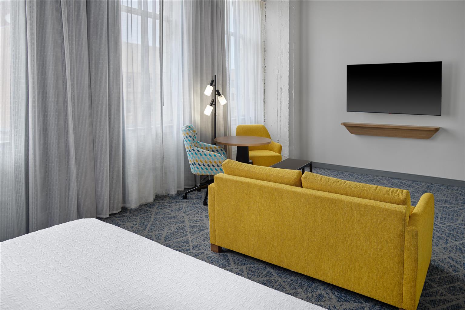 Hampton Inn by Hilton Lincoln Downtown Image