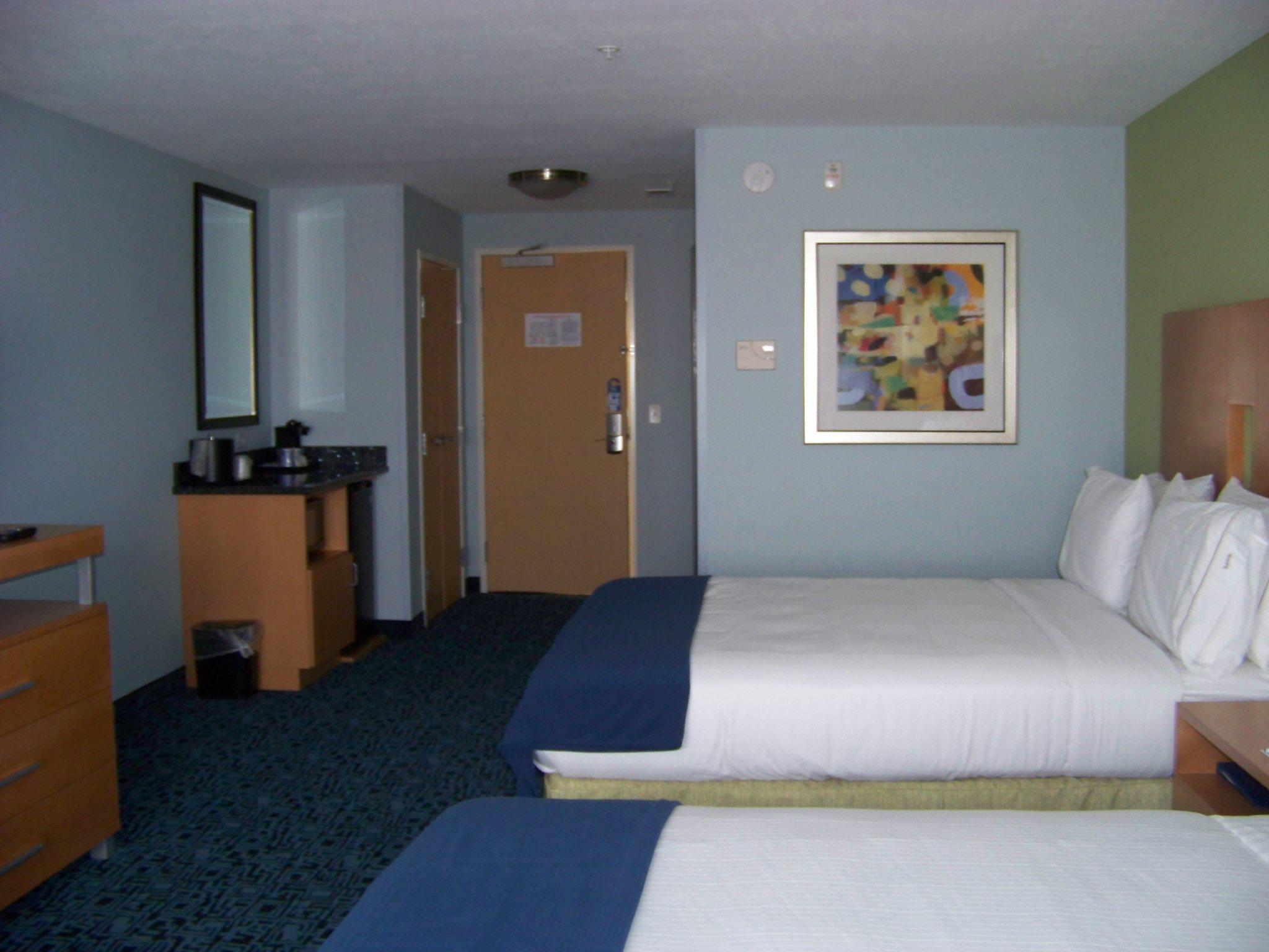 Holiday Inn Express & Suites Rock Springs Green River Photo