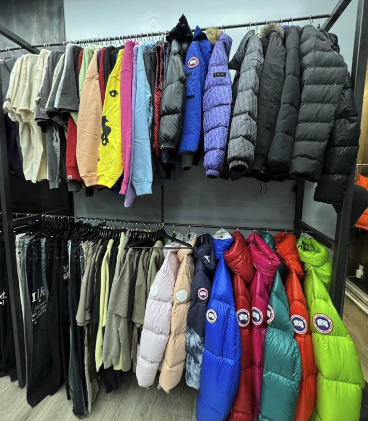 Sell For Cash NYC - Sneakers - Handbags Image